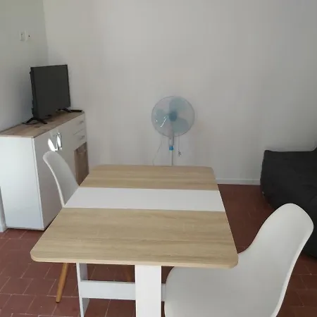 Maisonnette 40 M2 Pour 5 Personnes Paray-le-Monial Exterior photo